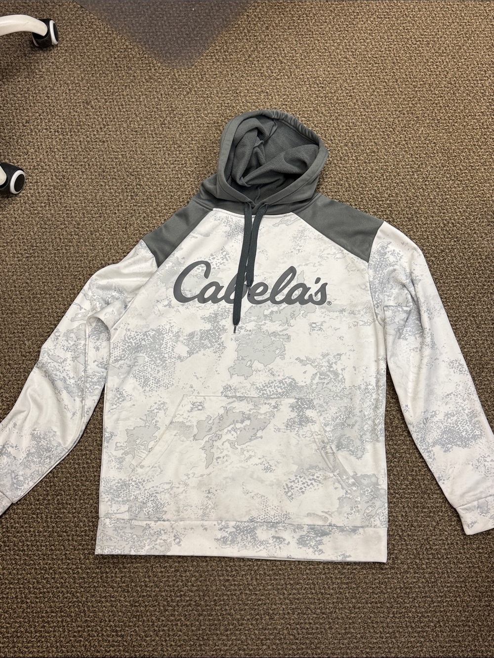 Cabela’s Gray Camo Performance Fleece Hoodie Size Medium Hunting Outdoors
